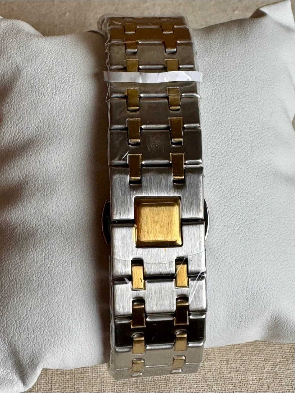 Invicta Black Dial Gold & Silver-tone 42mm Quartz Watch 69964 NWT